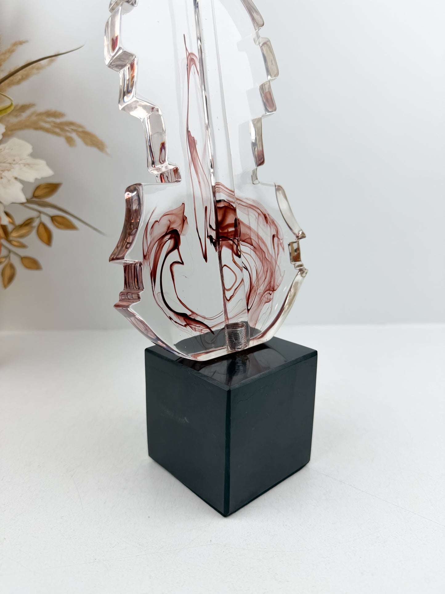 Violon au design épuré et contemporain