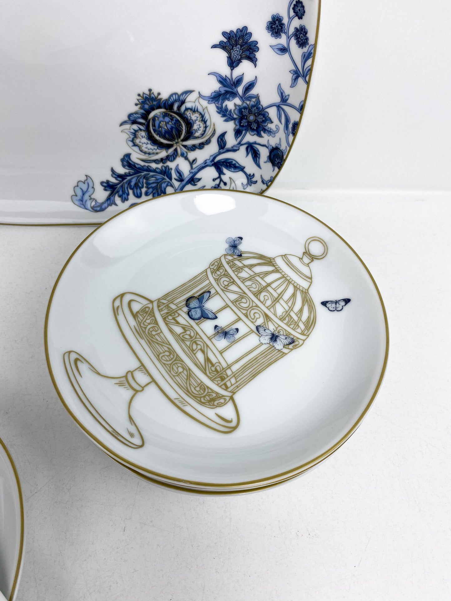 Set de 8 pièces a gâteaux en porcelaine avec motif floral bleu et papillons