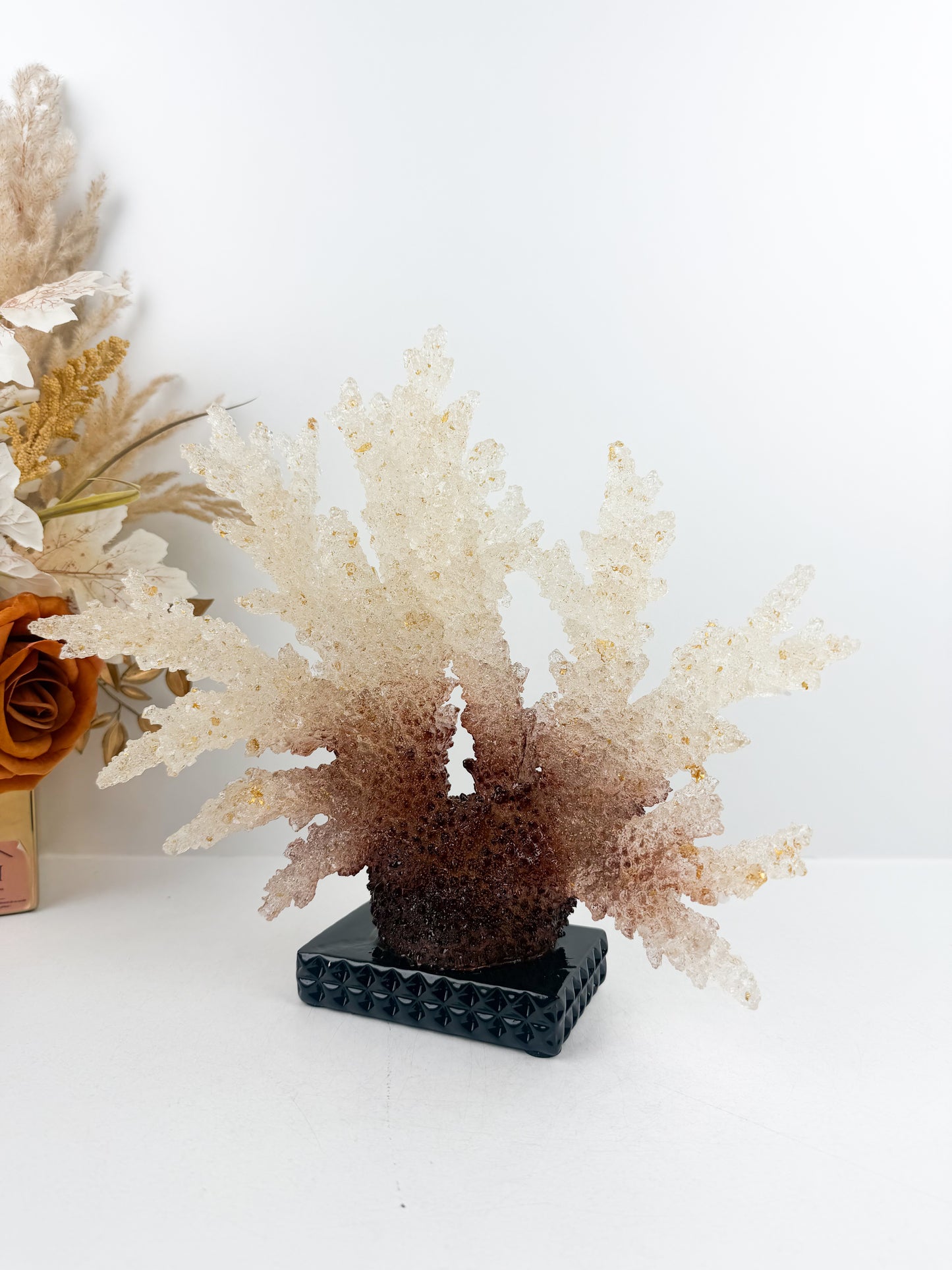 Sculpture de corail en résine pour capturer la beauté naturelle des fonds marins.
