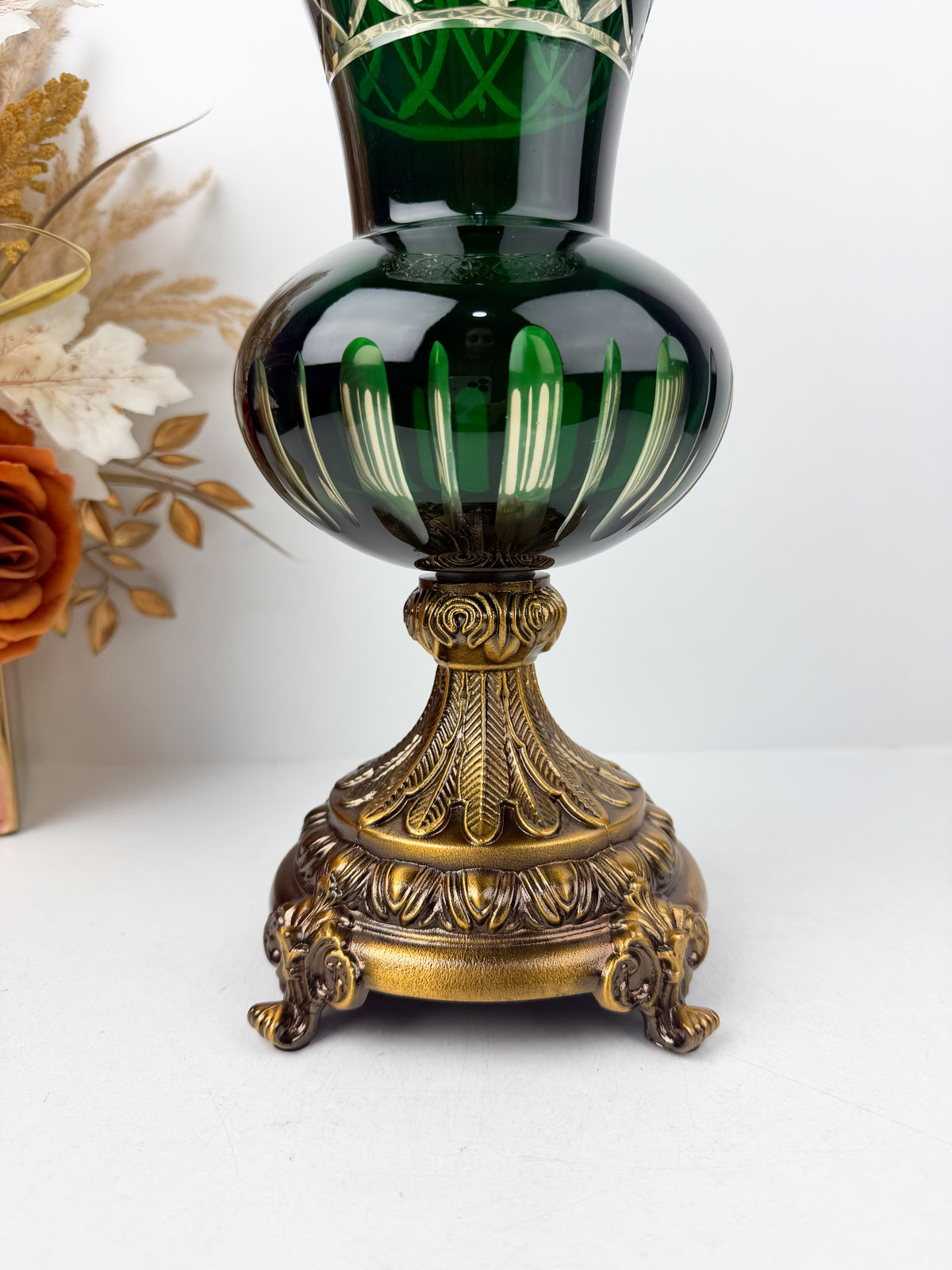 Présentoir royal de haute qualité orné de cristal sophistiqué