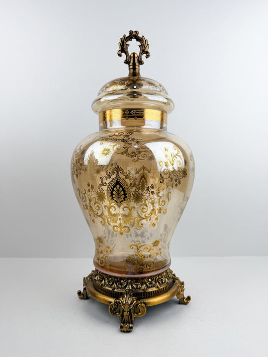 Vase en cristal couvert dorée royale d'une élégance intemporelle