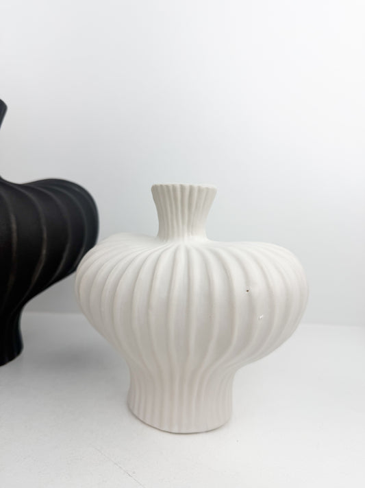 Duo vases décoratifs en céramiques de haute qualité Noir/Blanc