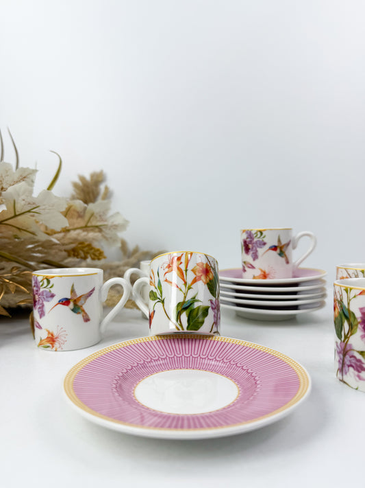 Six tasses espresso avec sous-tasses assorties