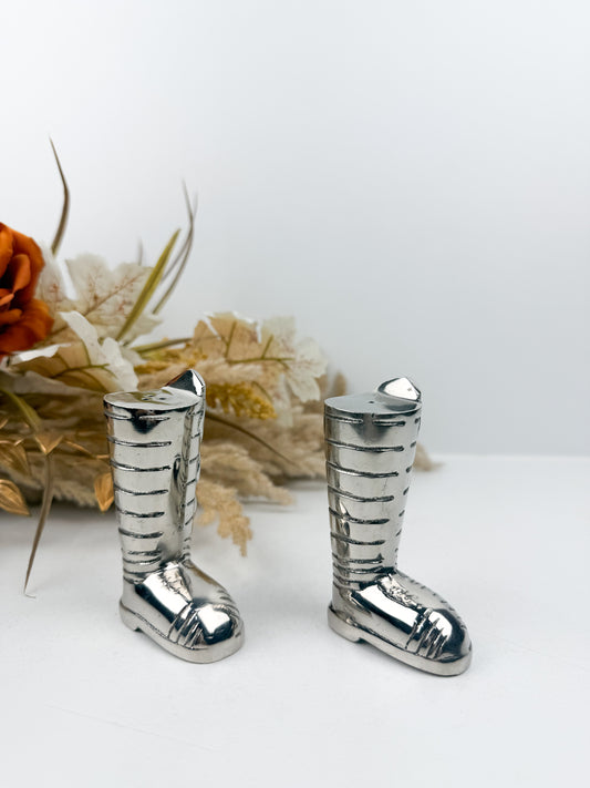 Ensemble de salière et poivrière vintage en laiton en forme de bottes argenté