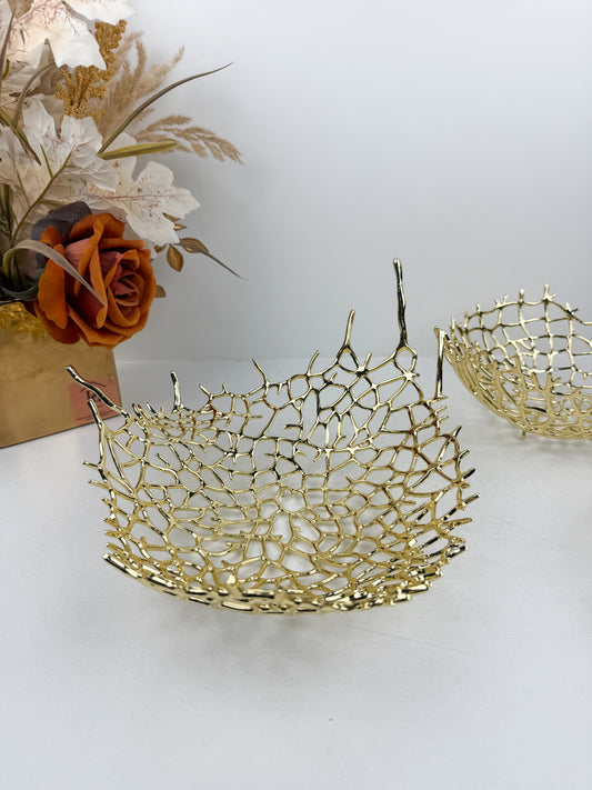 Bols décoratifs en métal doré brillant avec finition grillagée
