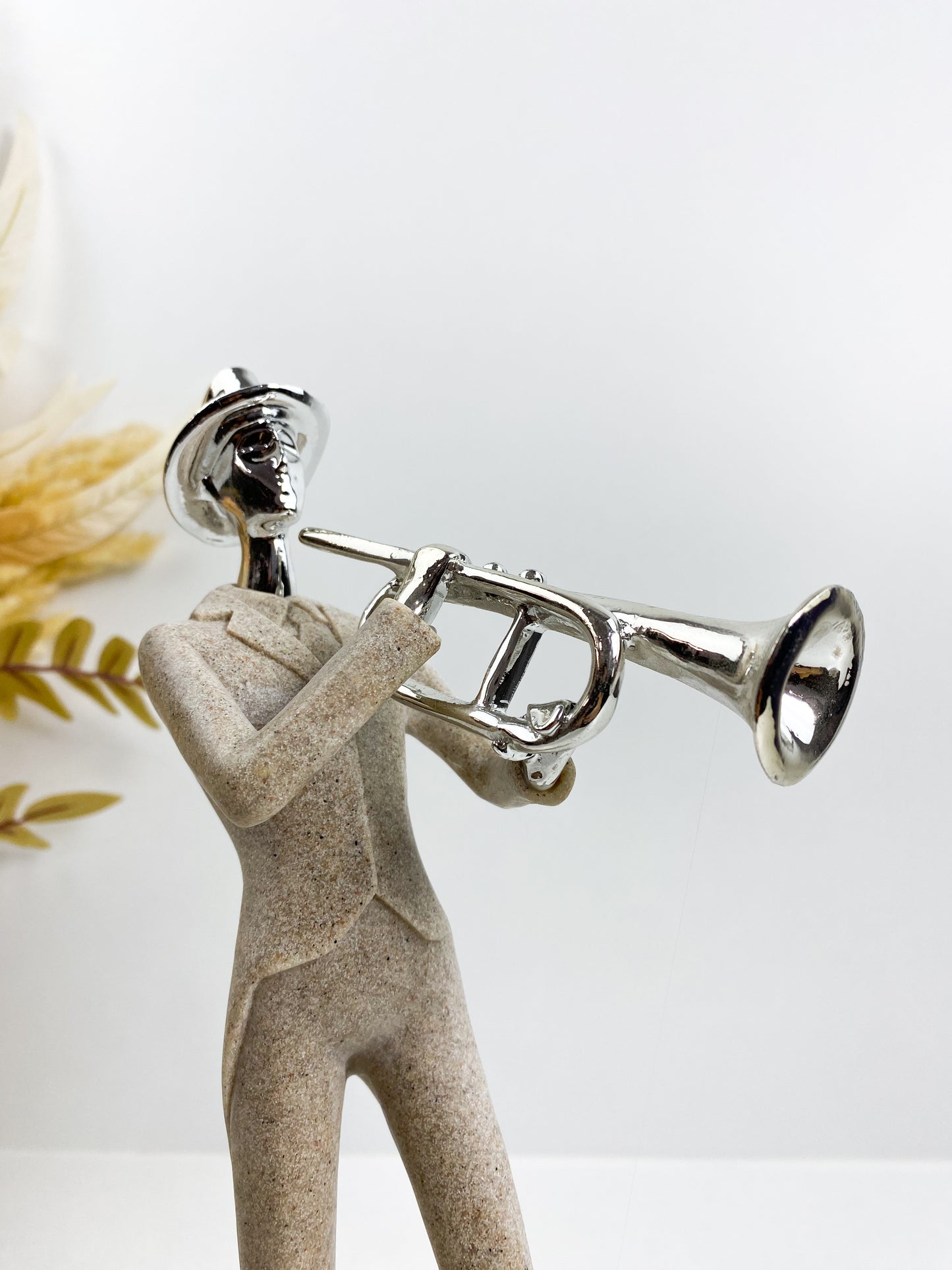 Figurine de Trompettiste Élégant ,décoration musicale exquise