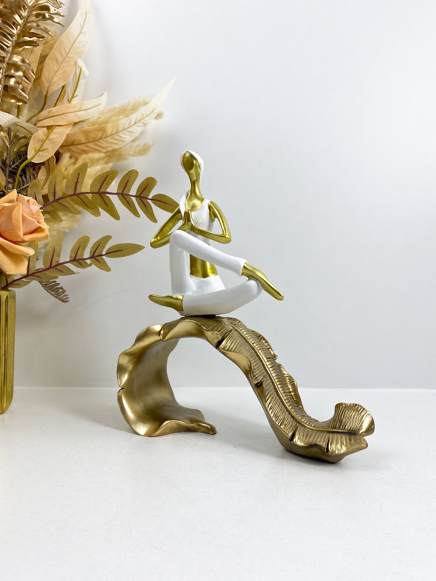 Figure de Yoga Femme Blanche, décoration de Figure