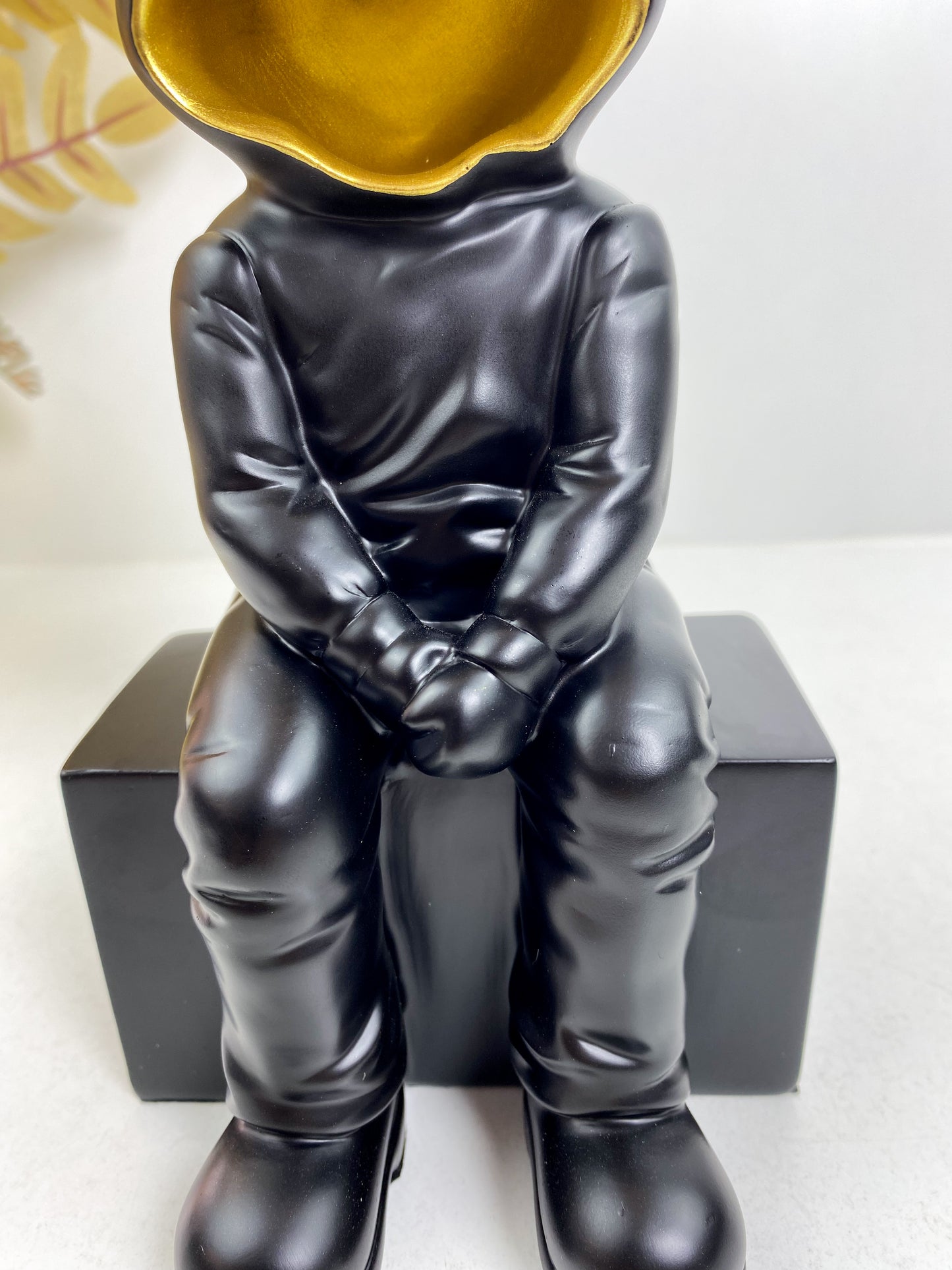 Statue d'Anonyme assis – Noir– Décoration moderne
