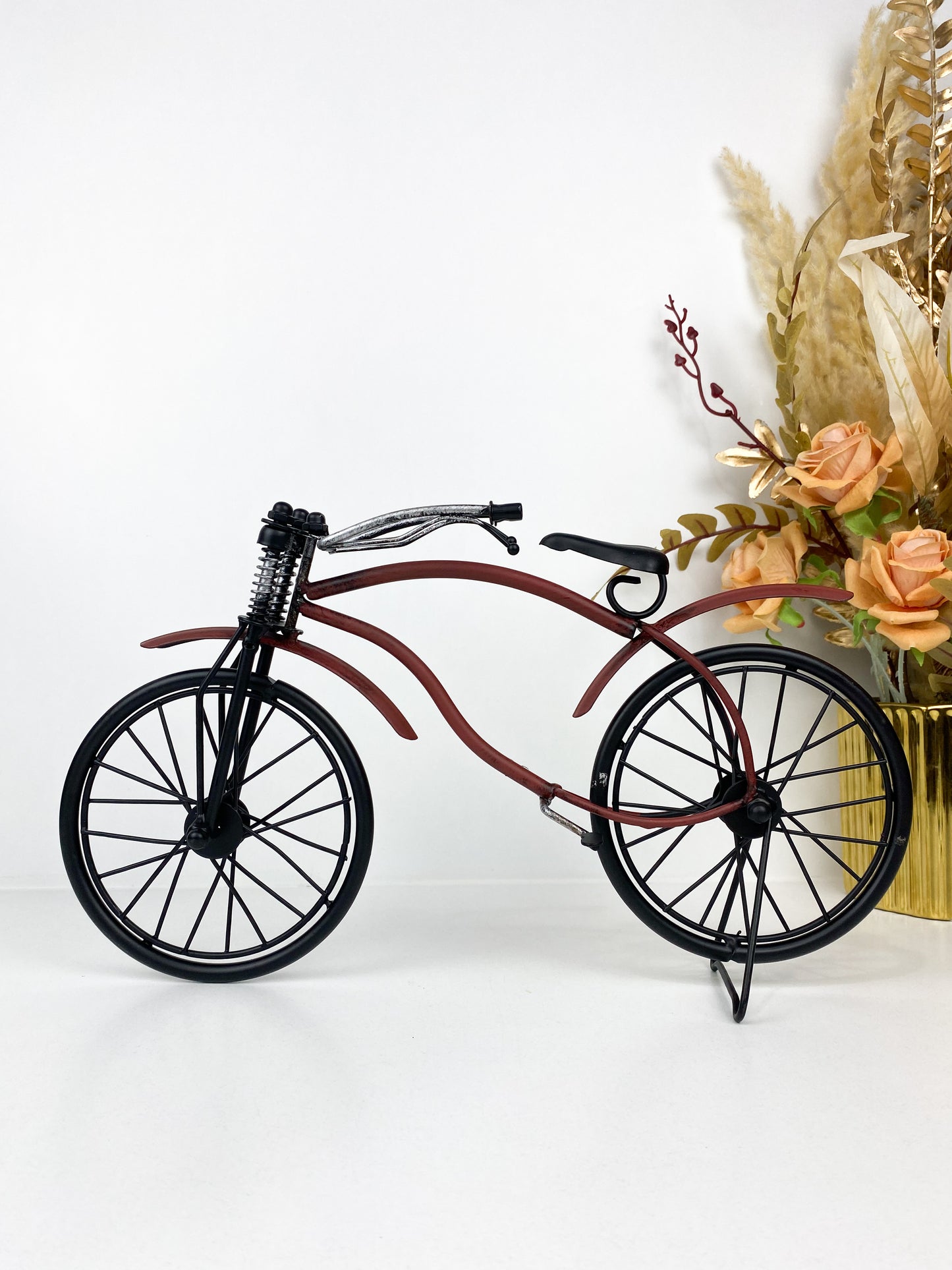 Ornement de Modèle de Vélo Vintage Noir et rouge en Fer