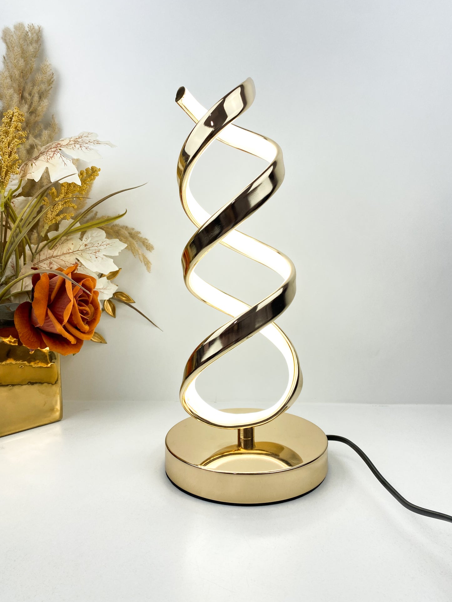Lampe de table à lignes en spirale à LED