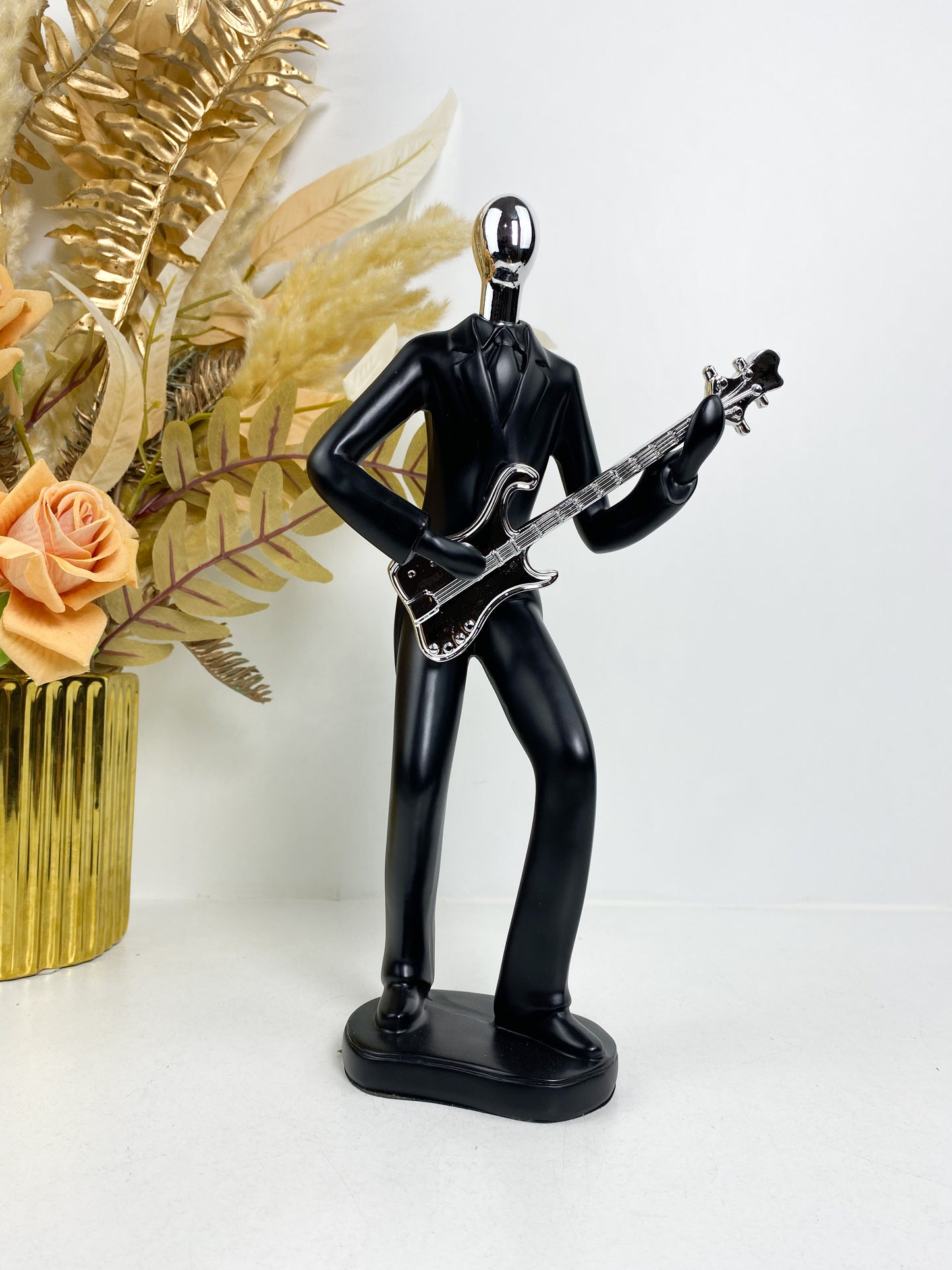 Statue Guitare de musicien en résine -Noir