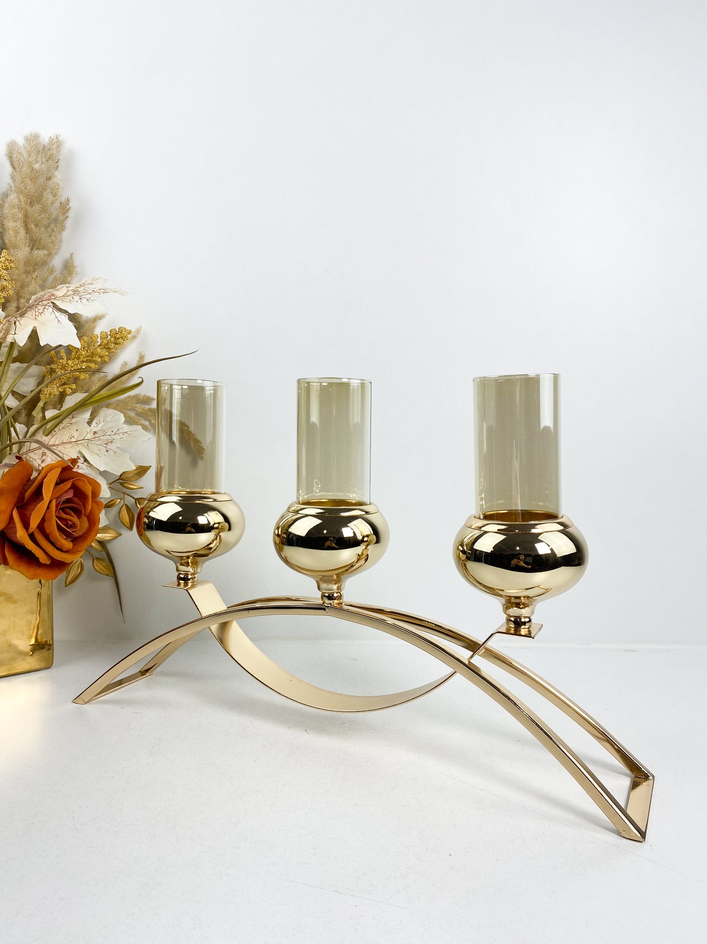Bougeoirs–porte-bougie 3 branches or avec cylindre chic
