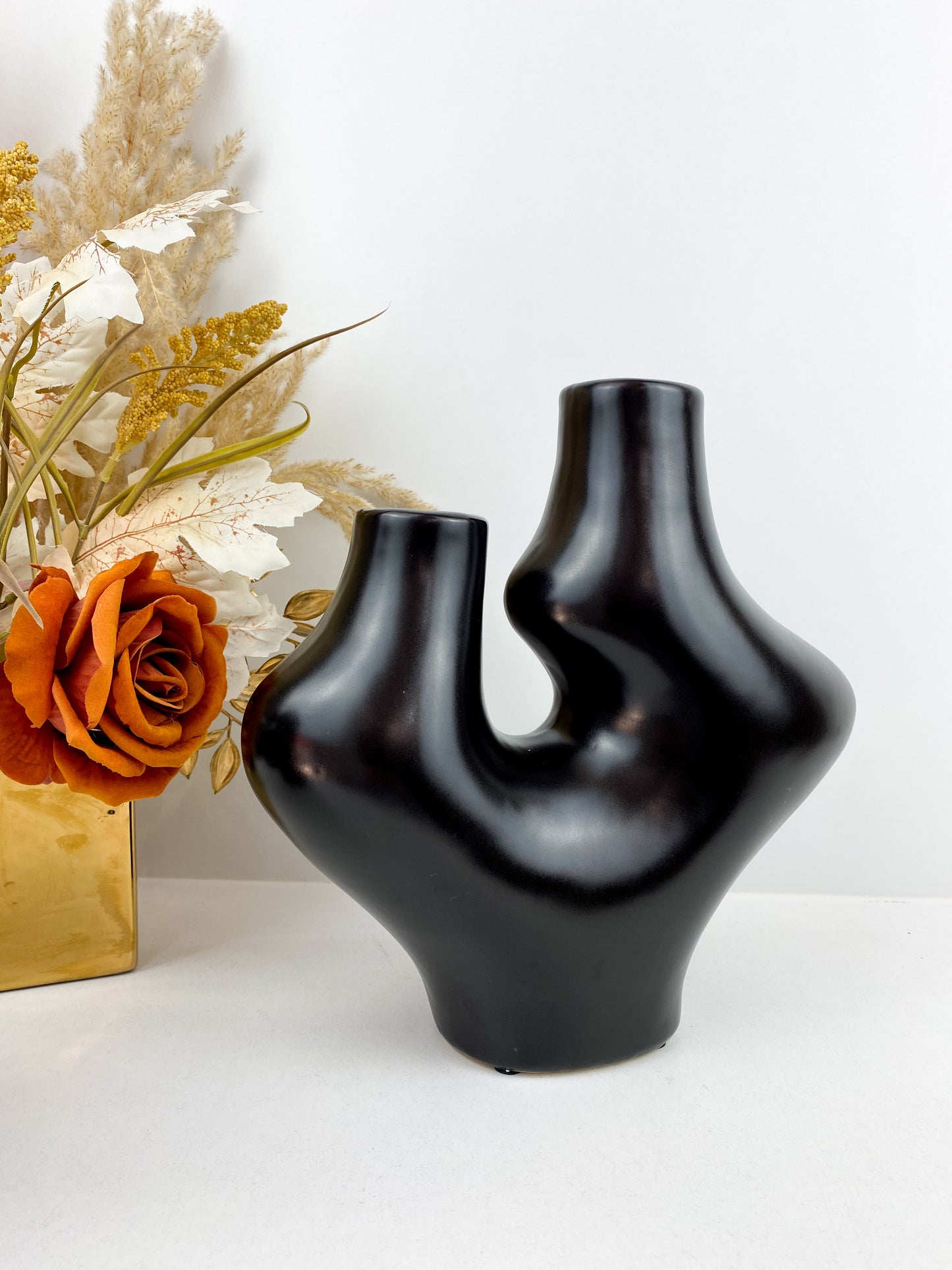 Duo vase en céramique noir en forme de corail
