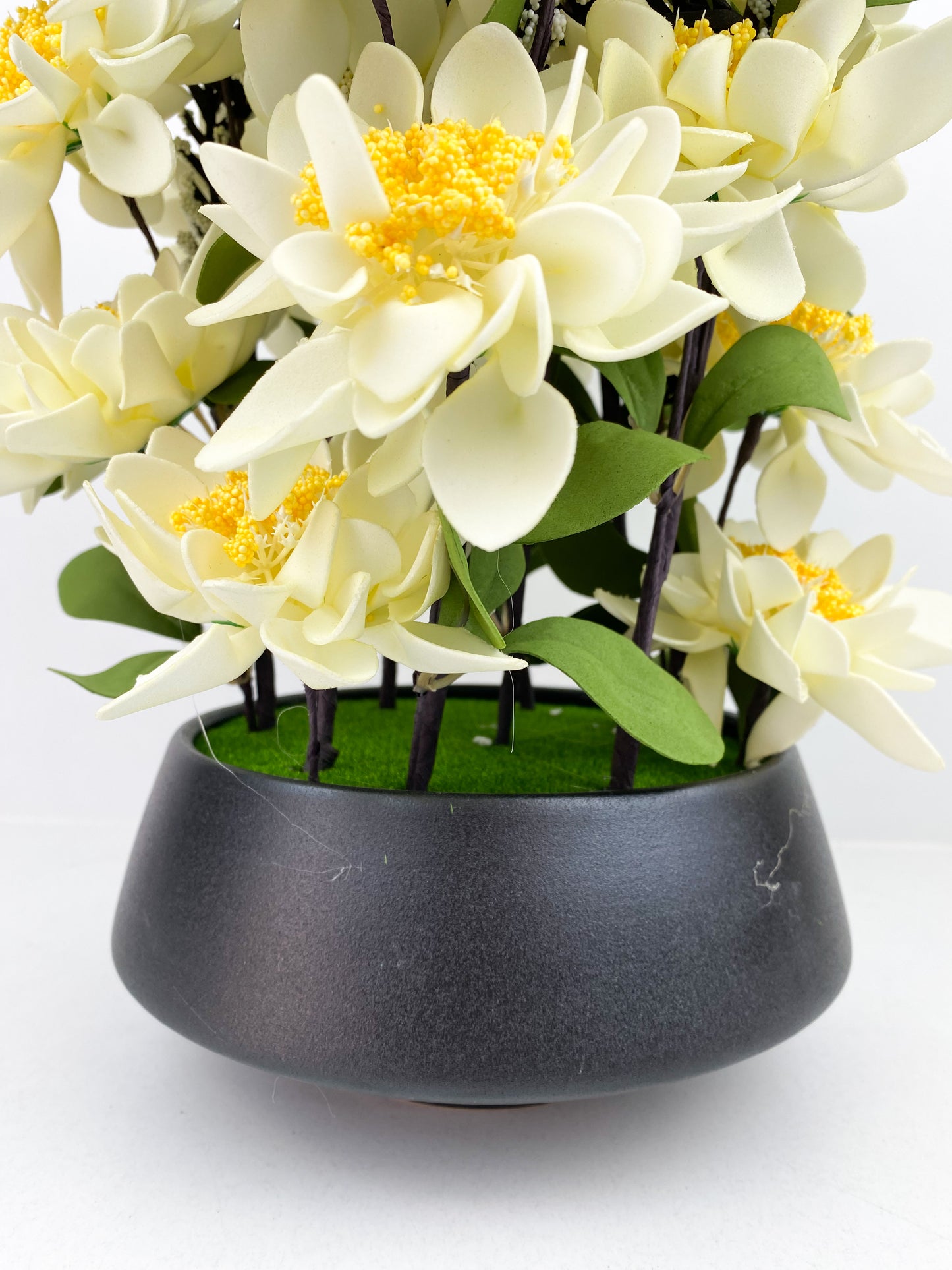 Fleurs artificielles jaune