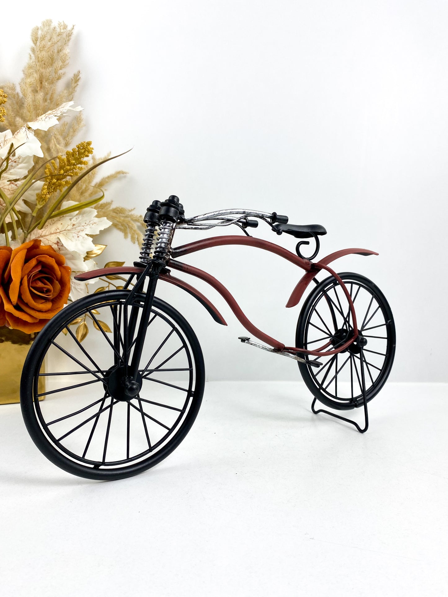 Ornement de Modèle de Vélo Vintage Noir et rouge
