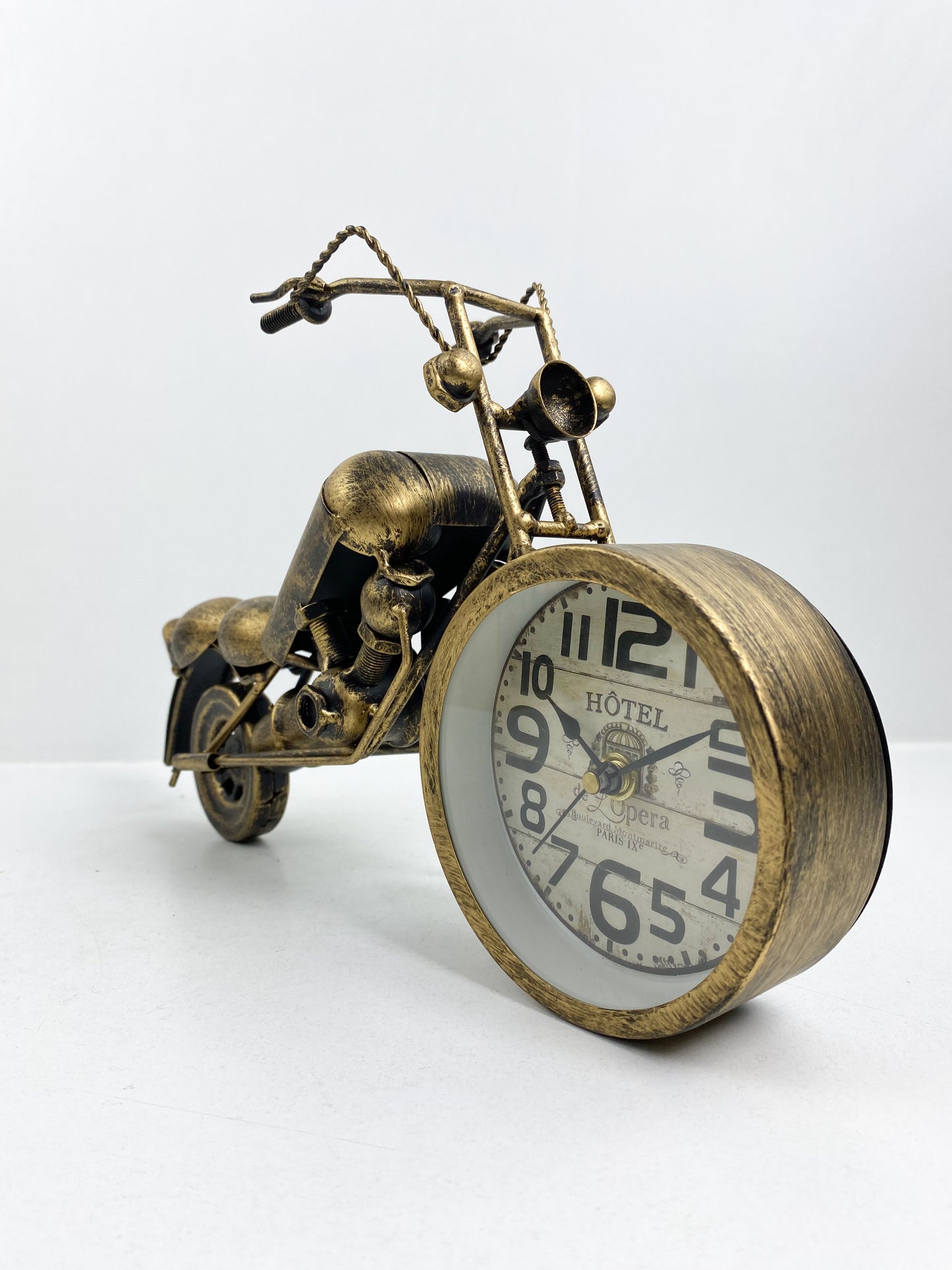 Moto rétro avec horloge en bronze