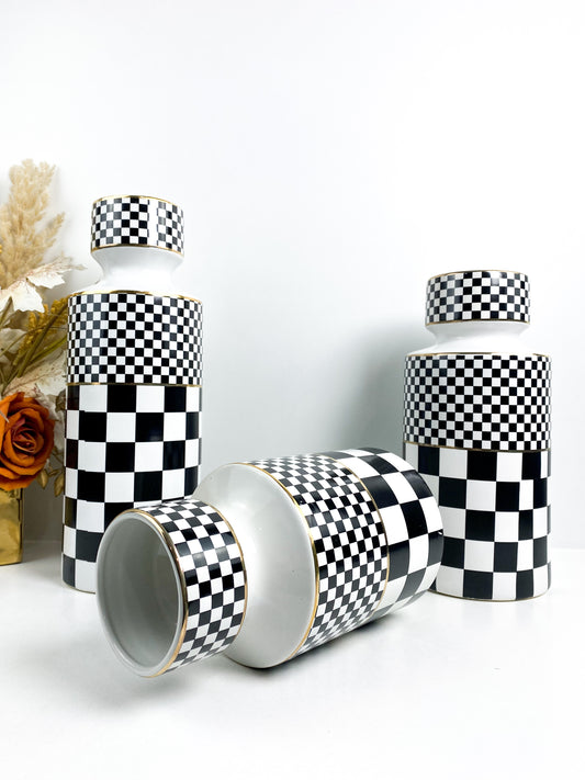 Vase en céramique Échecs blanc et noir