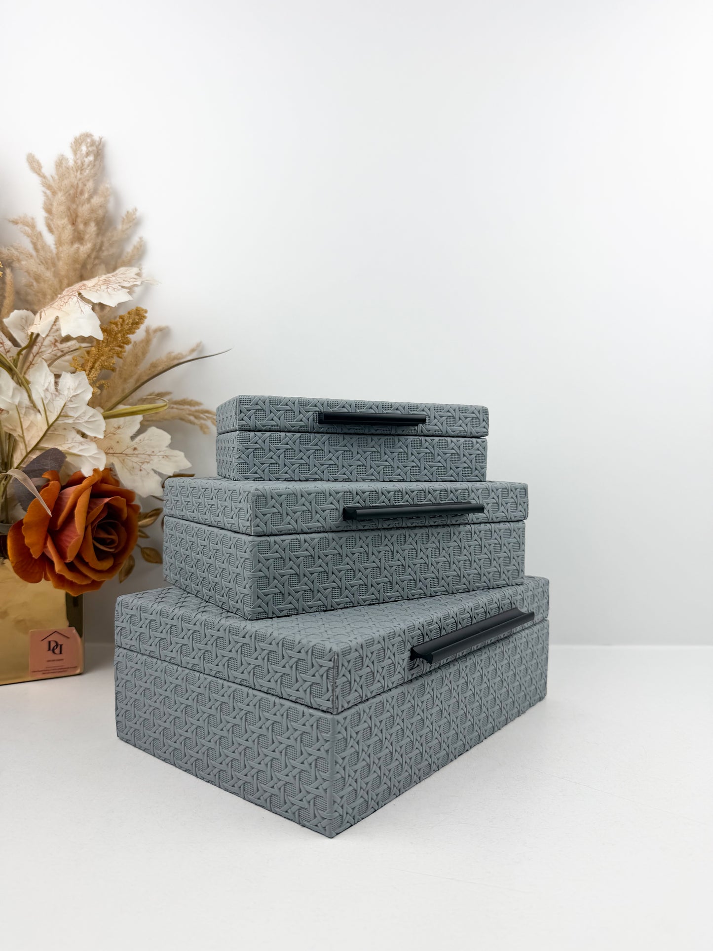 Trois boîtes de rangement superposables haut de gamme