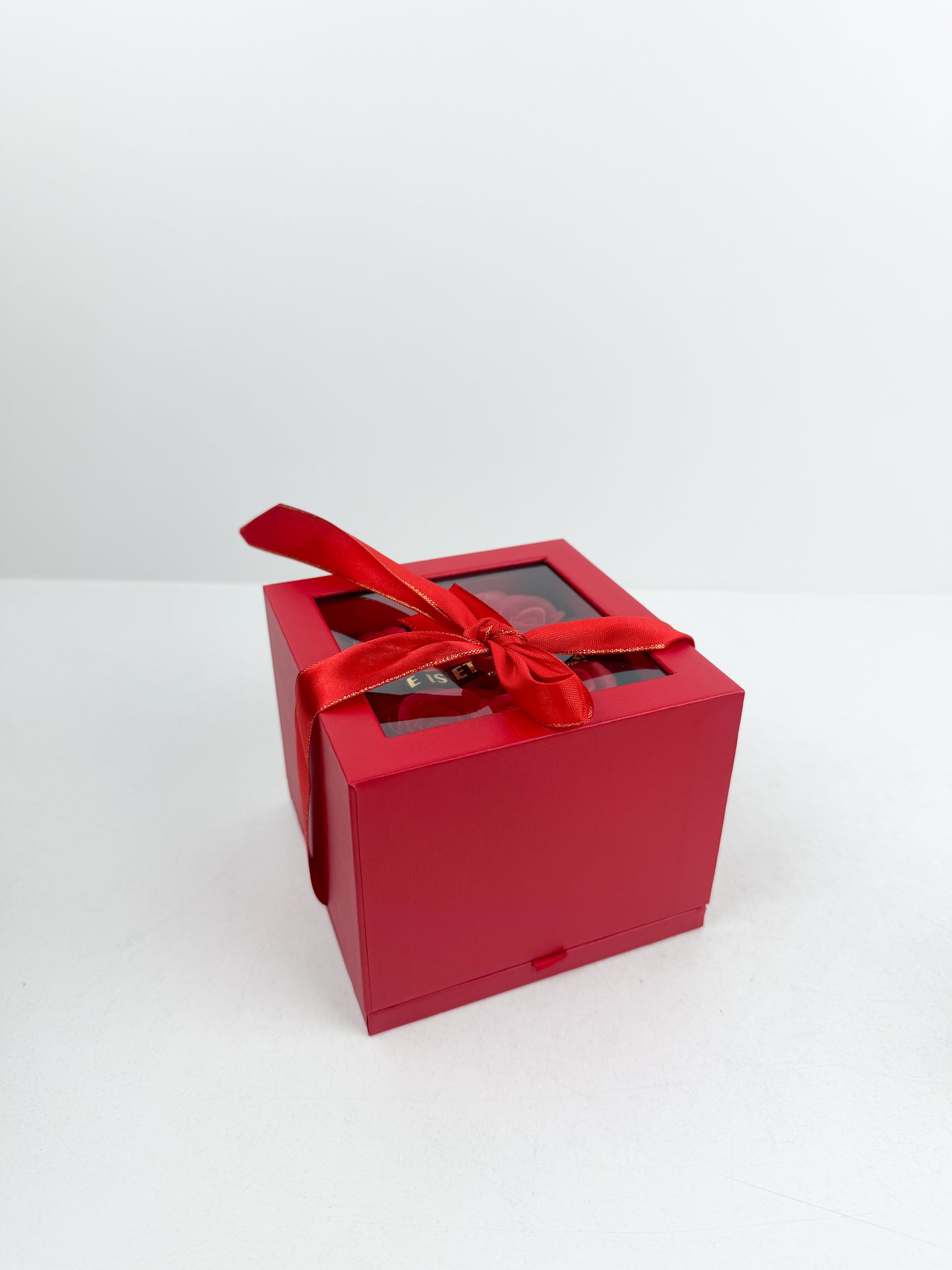 Coffret cadeau élégant pour présenter vos plus beaux bijoux