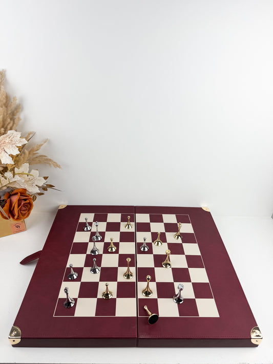 Échiquier de luxe moderne avec plateau pliable en cuir bordeaux