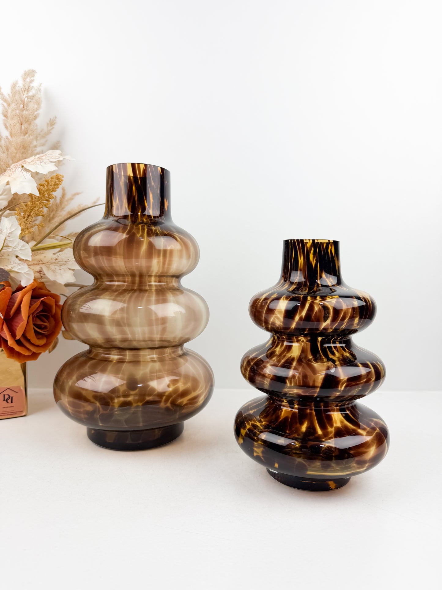 Duo de vases élégants et chics aux formes distinctives