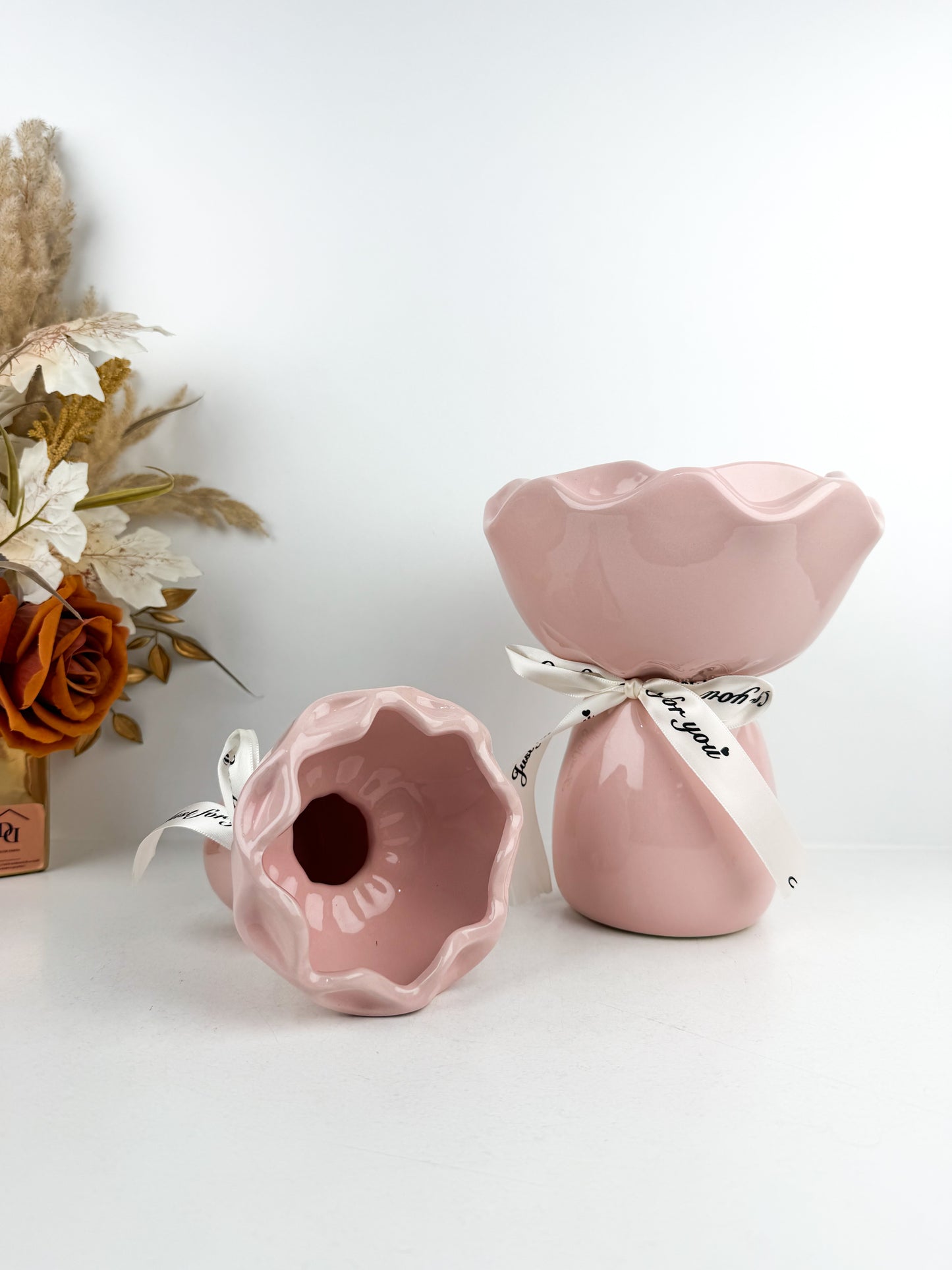 Duo vases en céramiques en forme de bouquet de fleur élégant rose