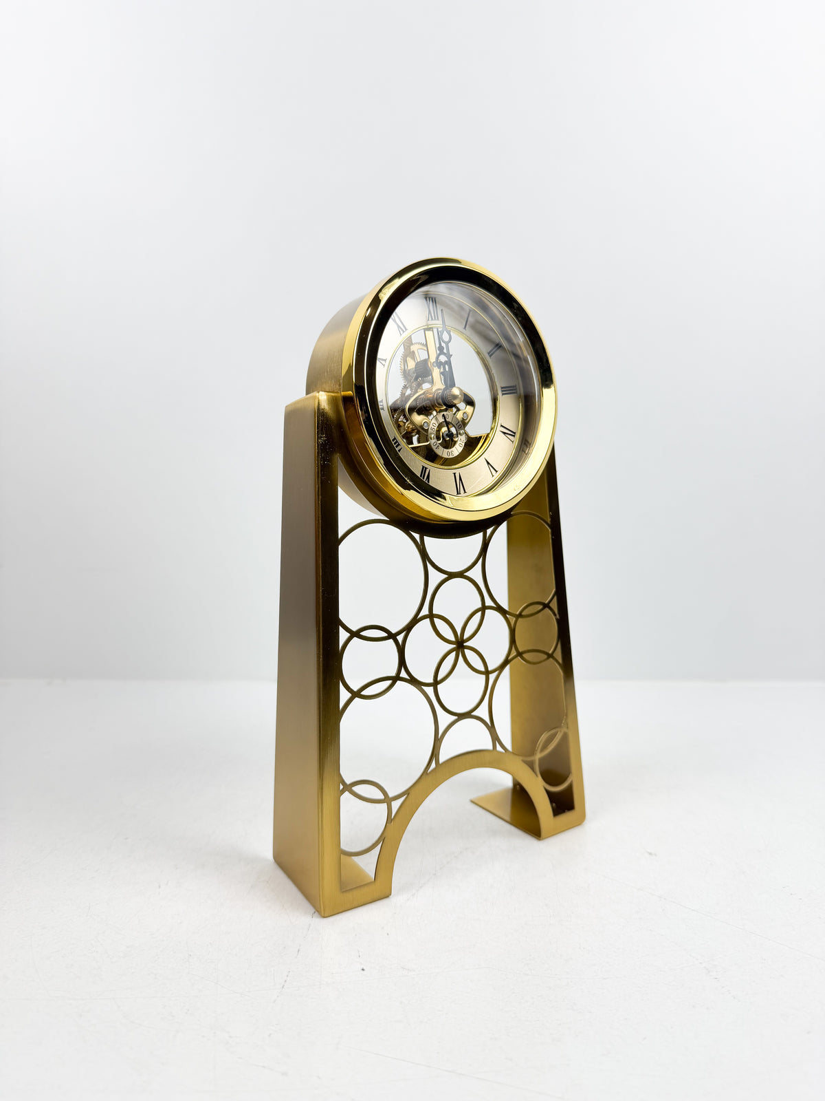 Horloge de table mécanique en métal doré