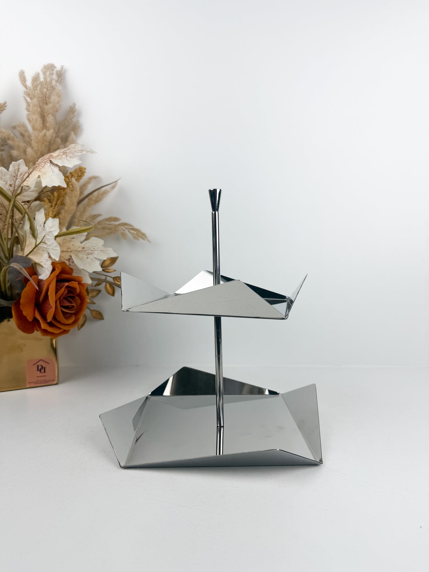 Présentoir à gâteaux à deux niveaux au design géométrique moderne de haute qualité