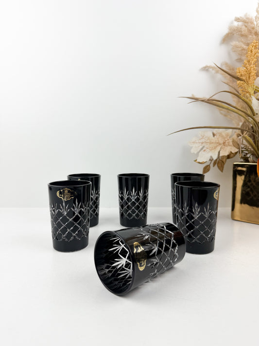 Ensemble de six tasses de thé noir prestige confectionnées en cristal supérieur
