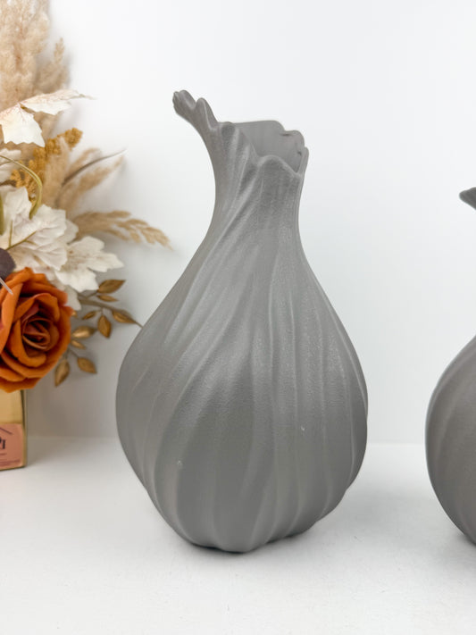 Duo Vase en céramique blanche au design  intemporel Gris