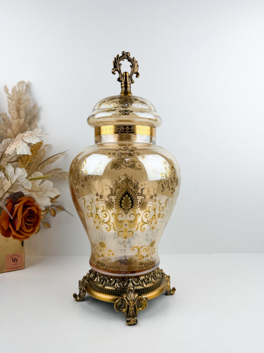 Vase en cristal  couvert dorée royale d'une élégance intemporelle