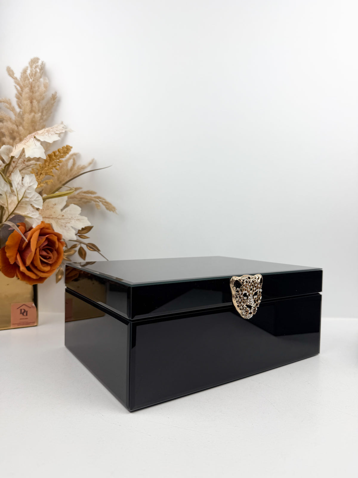 Duo de boîtes à bijoux noir.