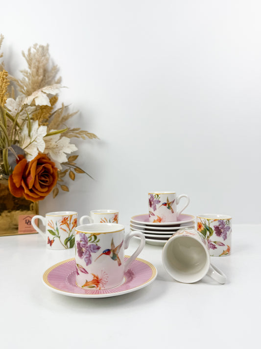 Six tasses espresso avec sous-tasses assorties