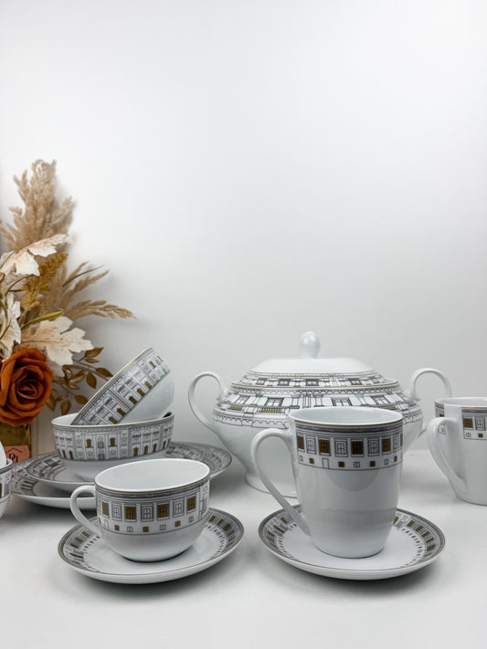 Service de table motif architectural inspiré de palais