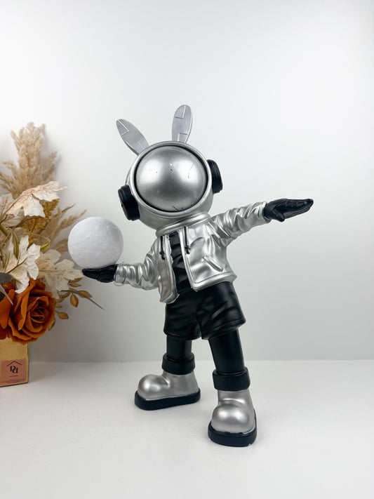 Lampe Figurine astronaute captivante aux teintes gris et noir sophistiquées