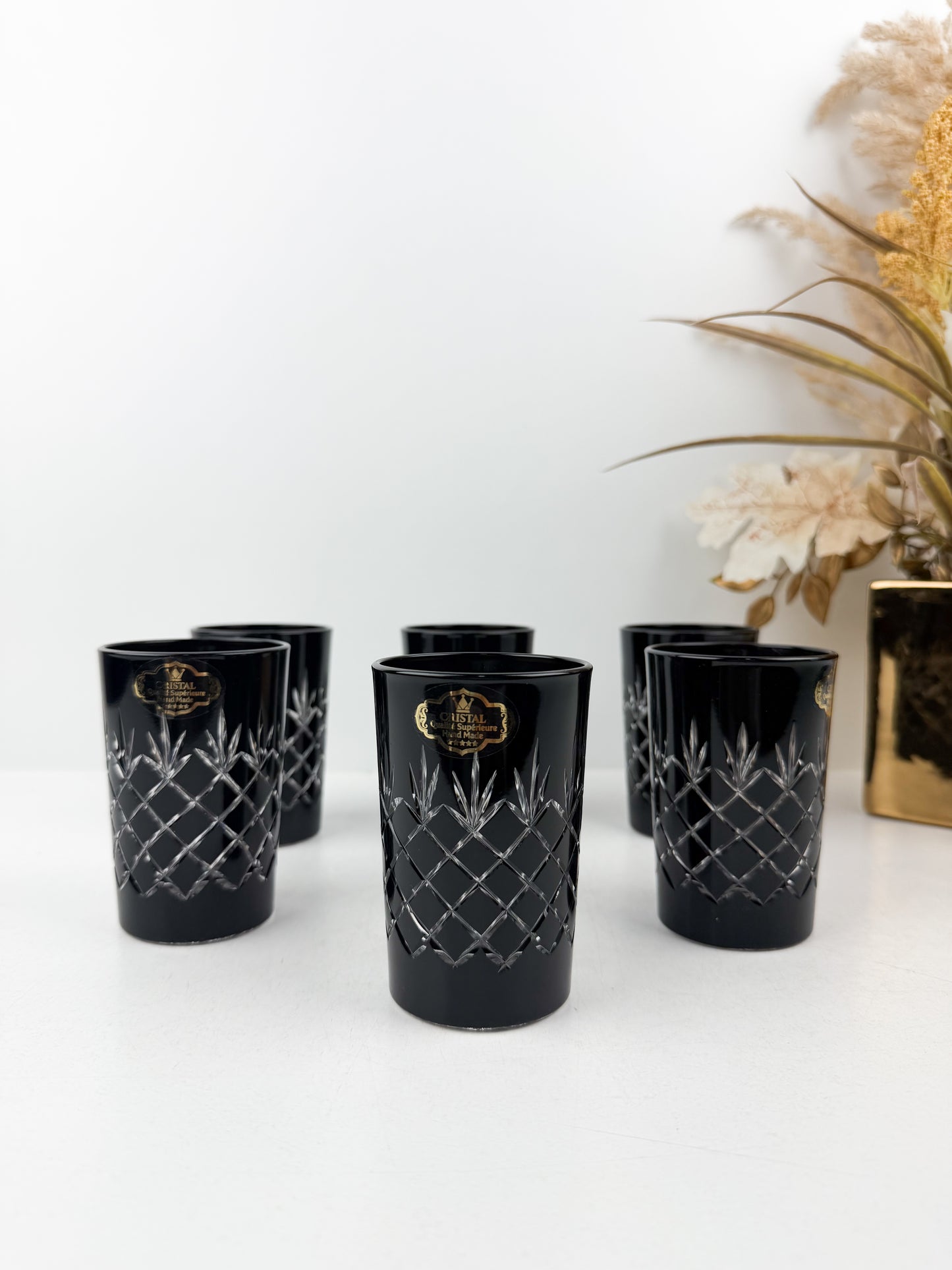 Ensemble de six tasses de thé noir prestige confectionnées en cristal supérieur