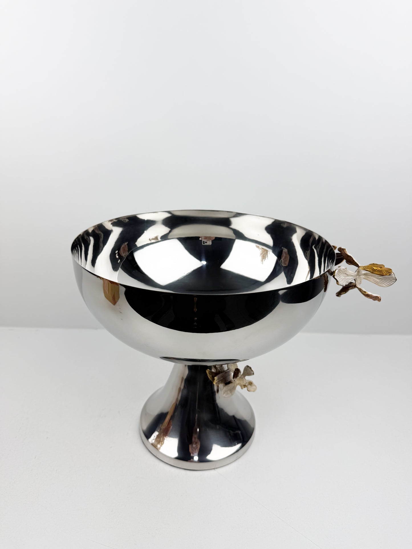 Grand Présentoir en inox de motifs floraux dorés