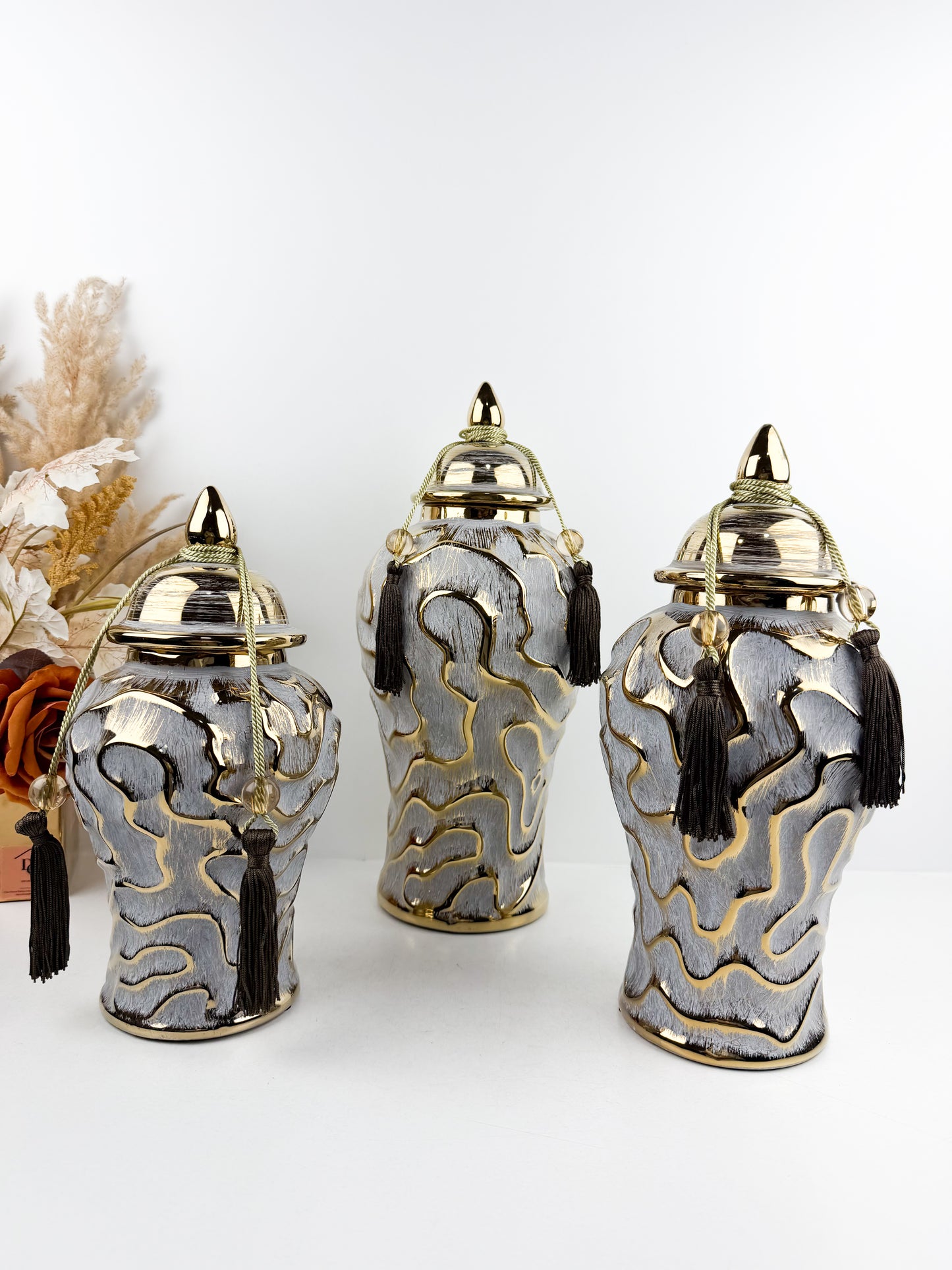 Trio de vases décoratives en céramique tradition