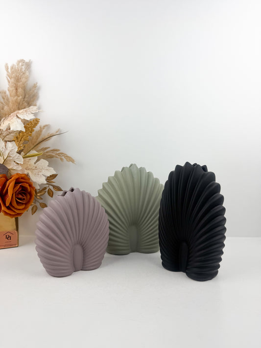 Ensemble de trois vases coquillage aux teintes naturelles et apaisantes
