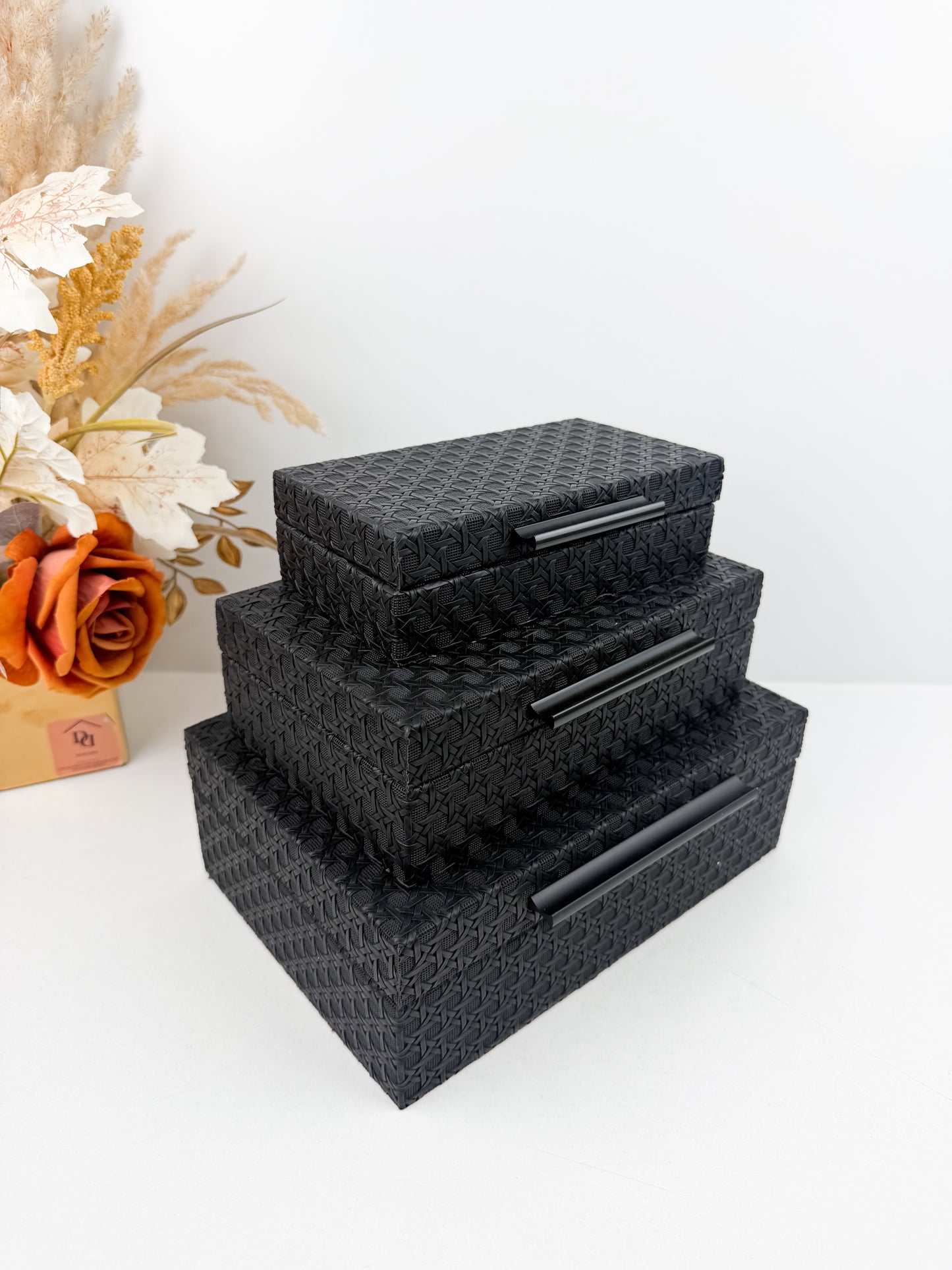 Trois boîtes de rangement superposables haut de gamme