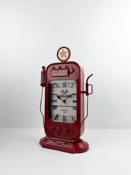 Horloge classique au design intemporel rouge