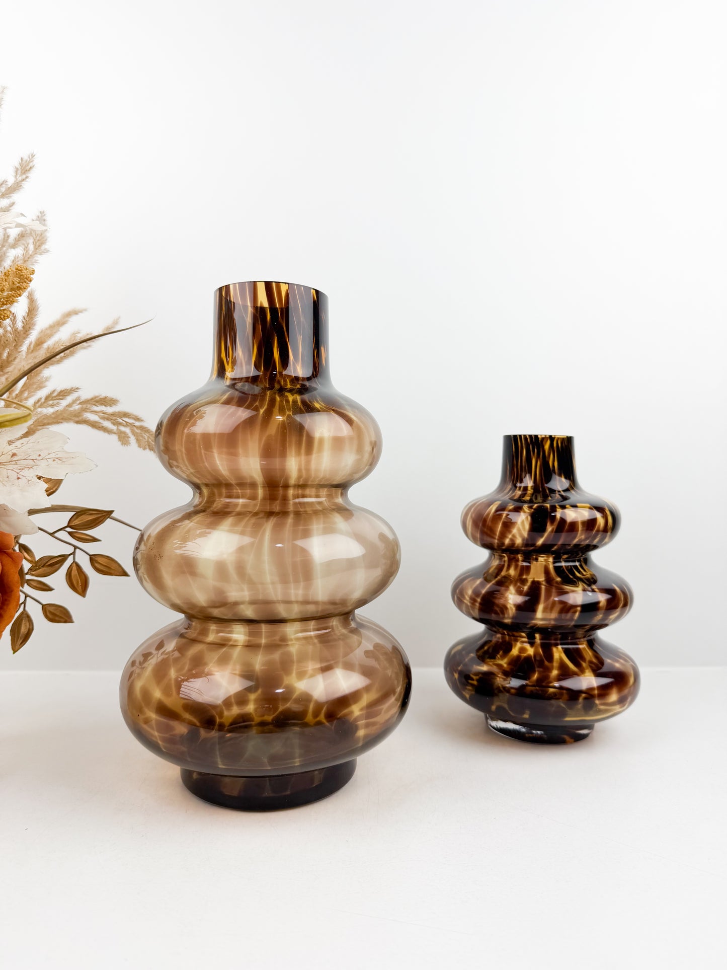 Duo de vases élégants et chics aux formes distinctives