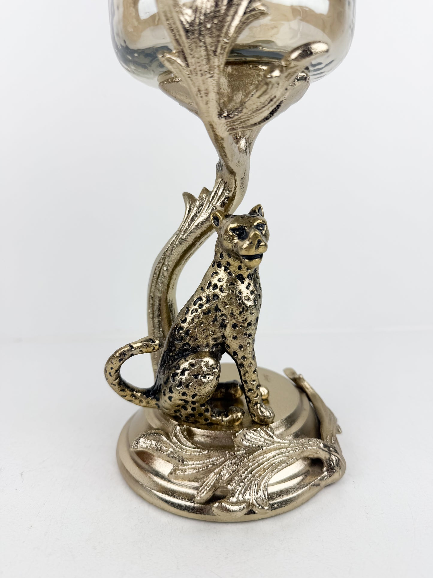 Bougeoir tigre doré en cuivre élégant