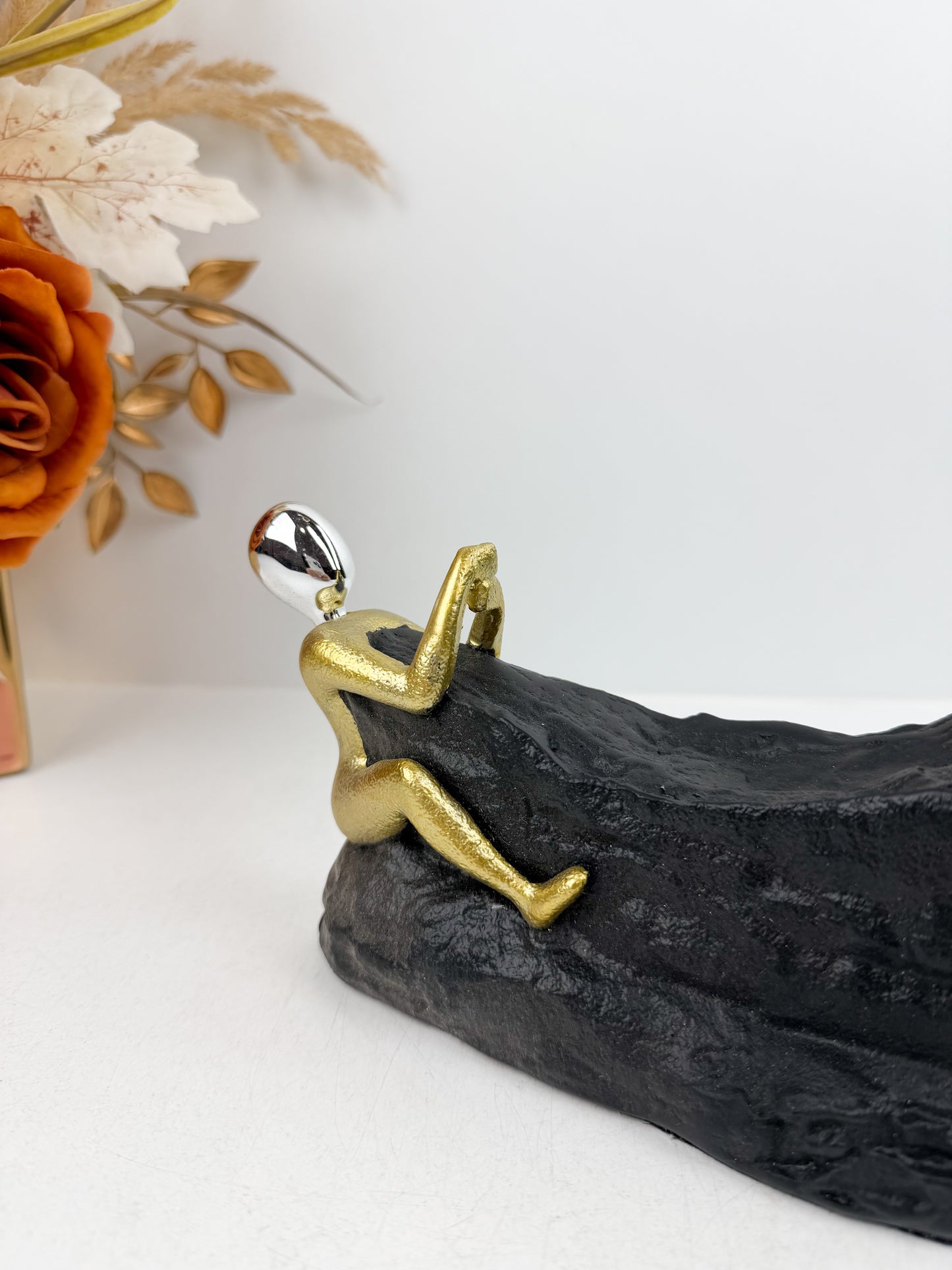 Sculpture Symbolique  Mains Tendes