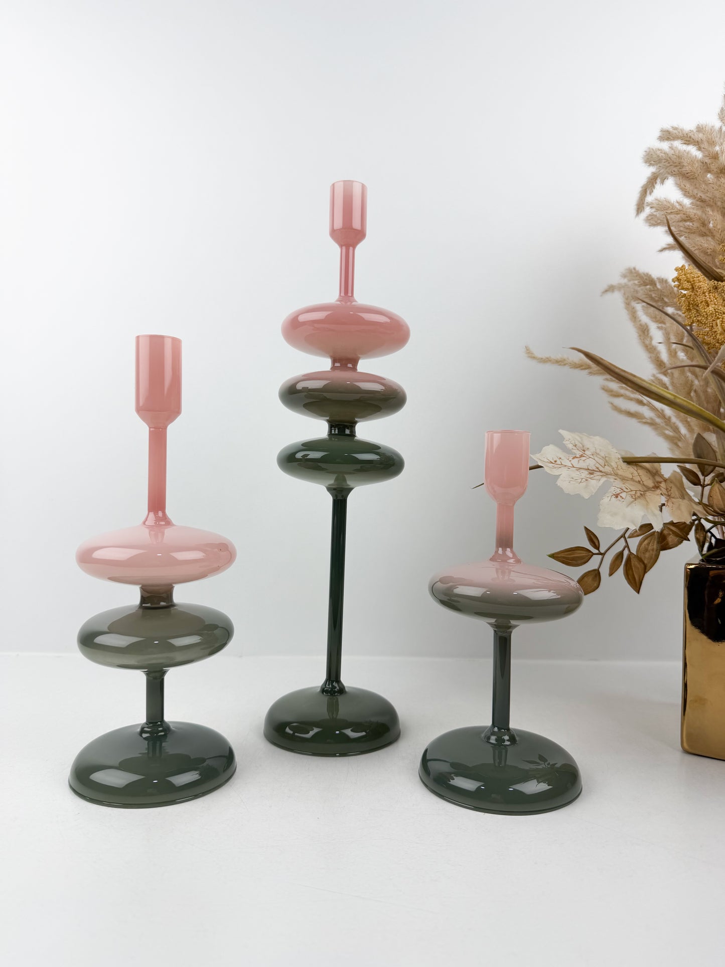 Bougeoirs tendance avec dégradé de couleurs rose et vert