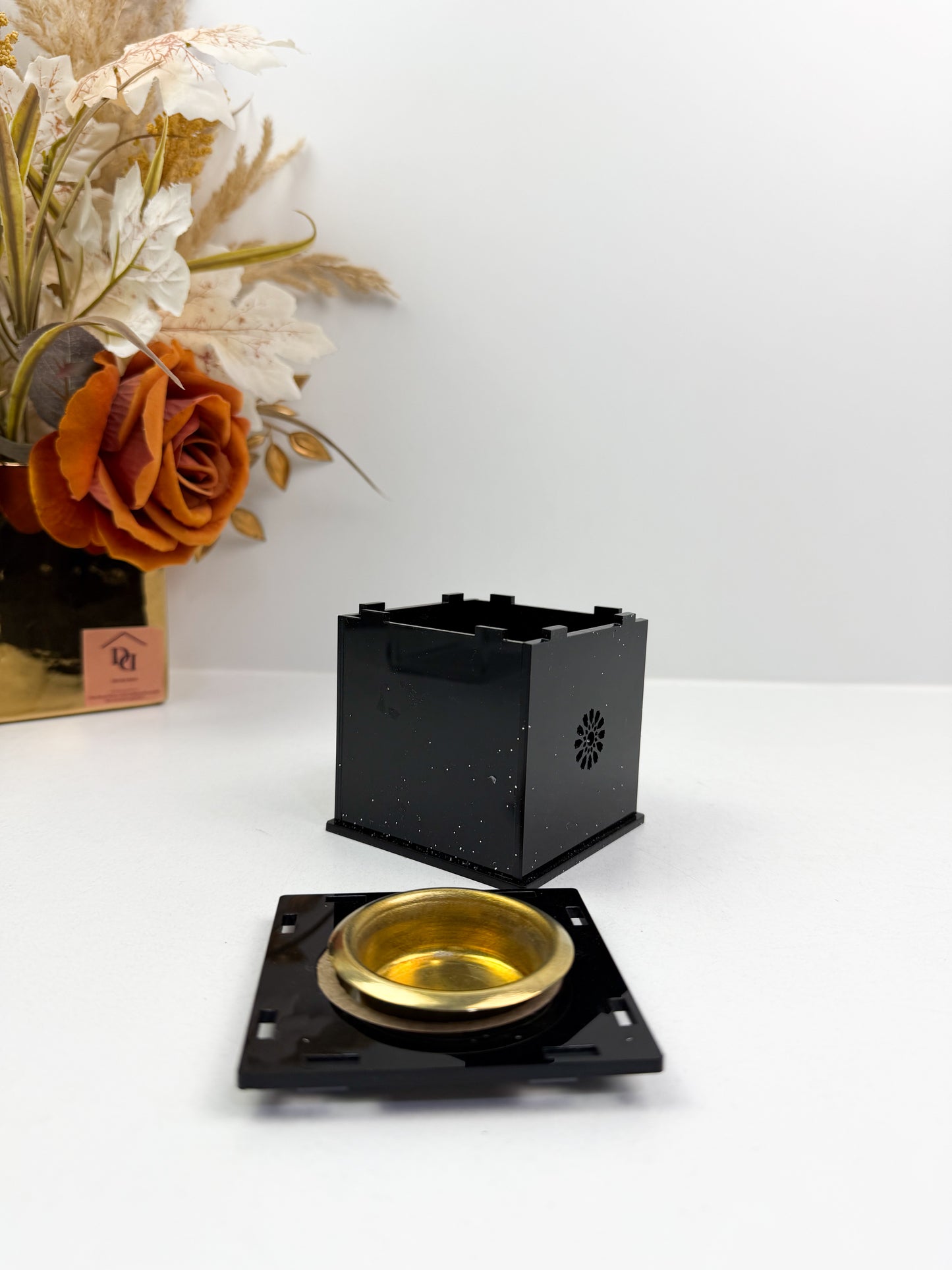Brûle encensoir carrés noir