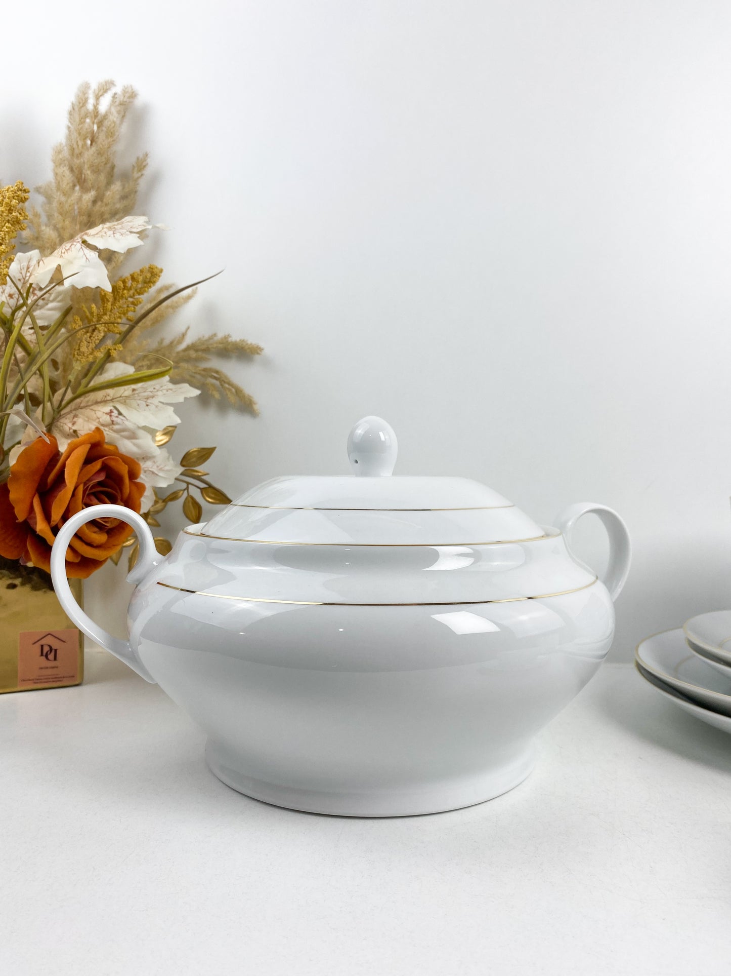 Service de table de luxe impérial en porcelaine -38 pièces