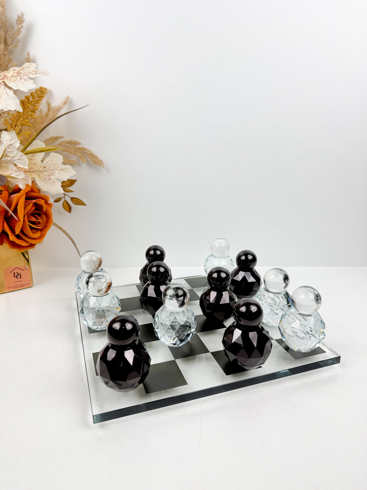 Jeu d'echecs design en cristal avec plateau transparent haut de qualité.