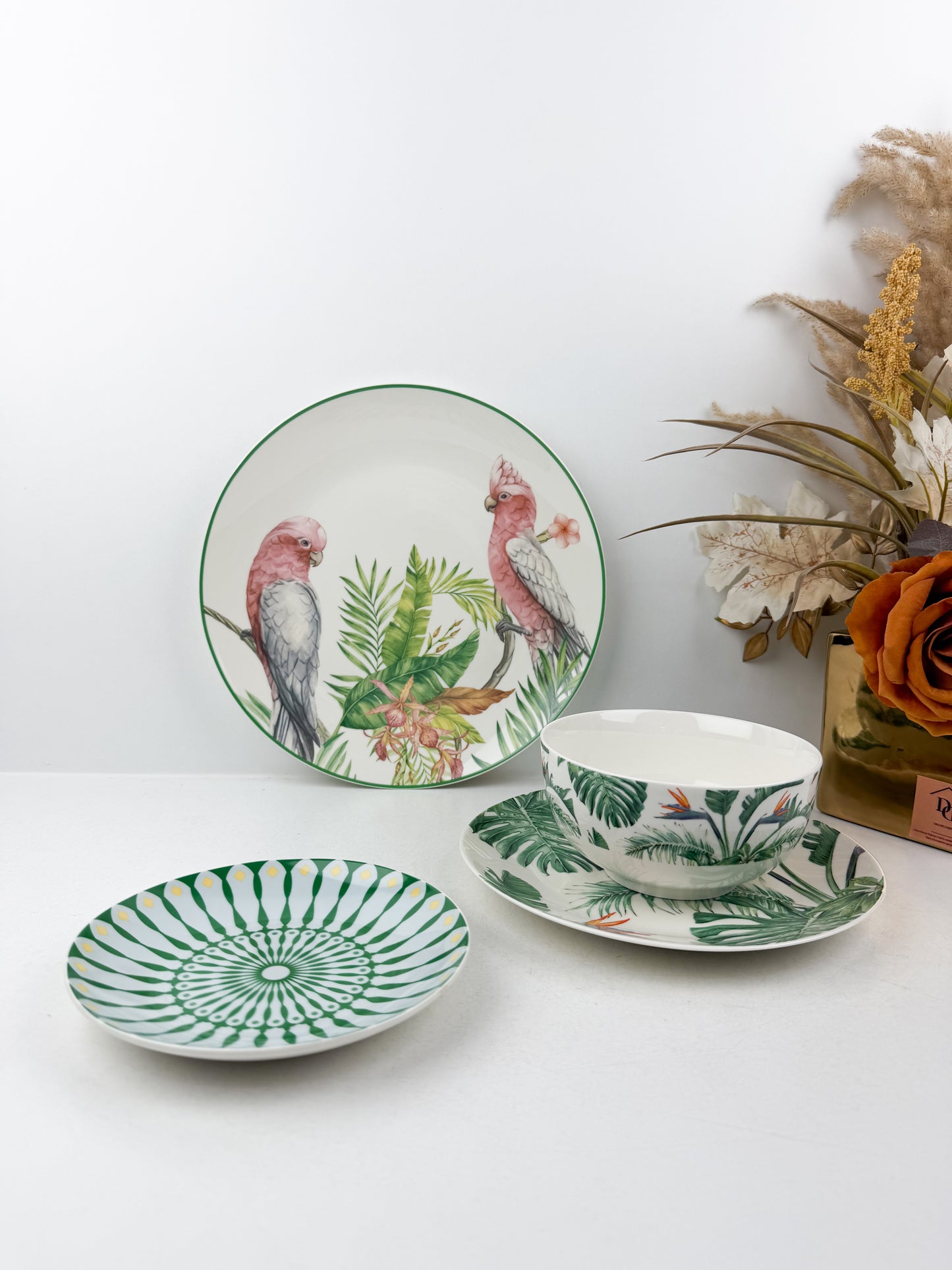Service de table 24 pièces en porcelaine fine, alliant luxe et élégance de motif jungle