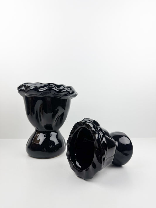 Ensemble de deux vases modernes au design épuré noir